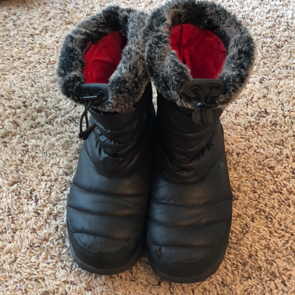 The Northface women’s winter boots
